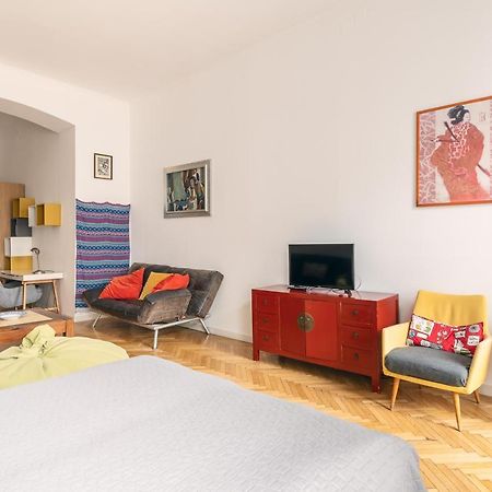 Bright & Spacious Loft With Basilica View Budapest Exterior photo
